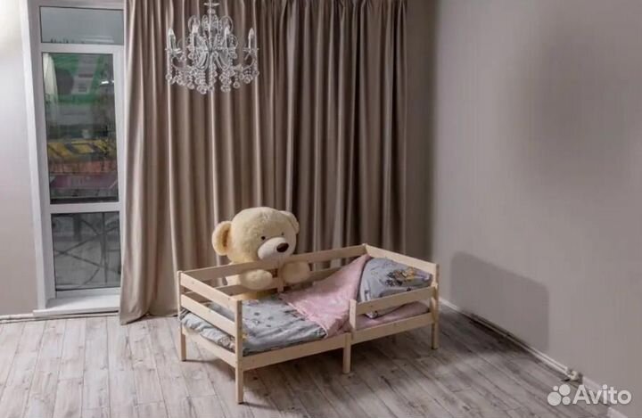 Кровать деревянная детская