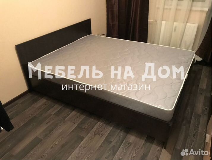 Кровать двухспальная