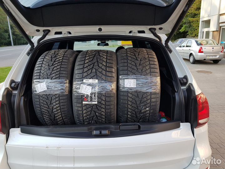 Yokohama W.Drive V905 315/35 R20 и 275/40 R20 110V