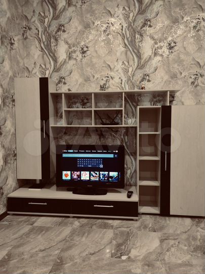 2-к. квартира, 55 м², 1/10 эт.