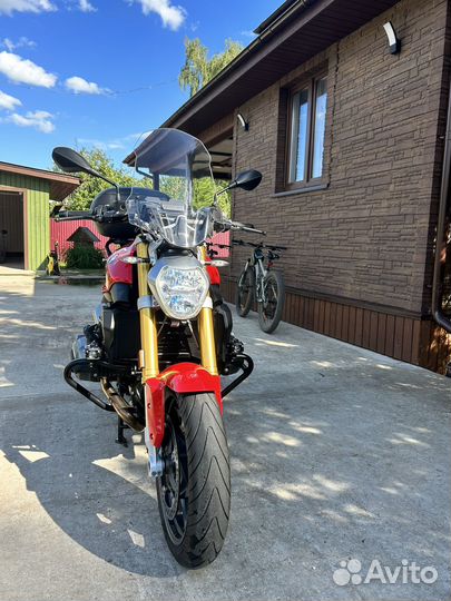 BMW R1200R