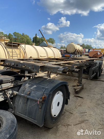 Полуприцеп контейнеровоз LAG Контейнеровоз 20-30 фут, 2002