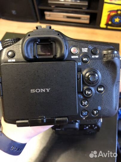 Sony a 77