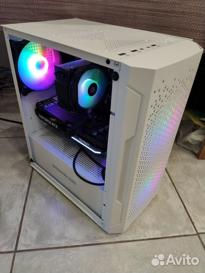 Игровой компьютер (i5 12400f 4060, ssd 256gb)