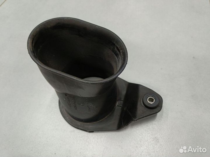 Воздуховод BMW 5 E60 2002-2010