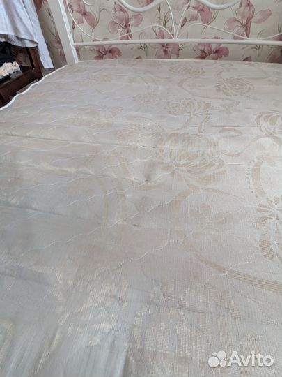 Матрас 140х200 бу