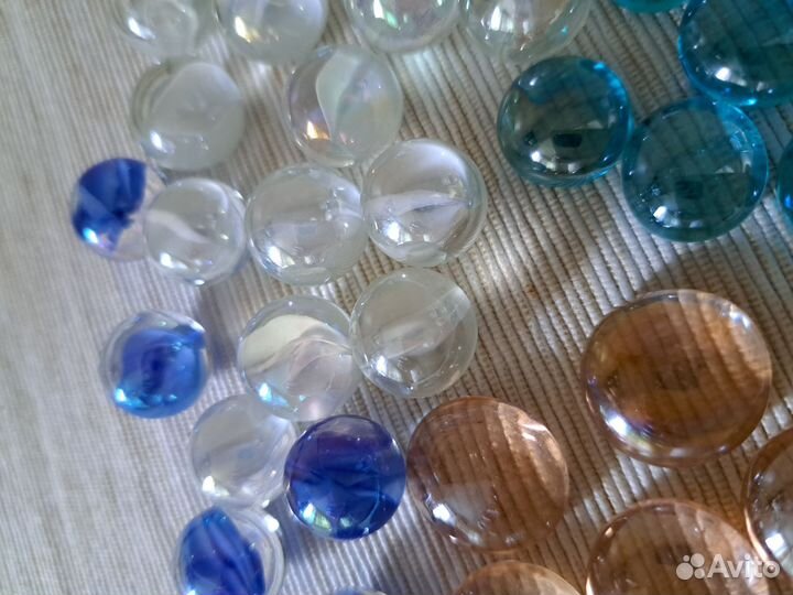 Стеклянные шары, декор из стекла