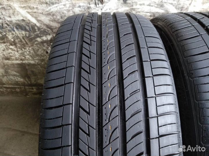 Roadstone N'Fera AU5 225/45 R18 95W