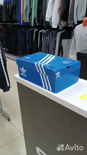 Adidas factory best sale shop access park