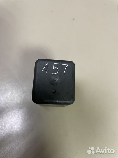 Реле 457 свечей накала Ауди А6 С6 А8 Д3 А4 Б8 А5
