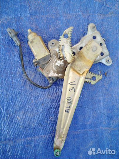 Стеклоподъемник задний левый Toyota Corolla AE100