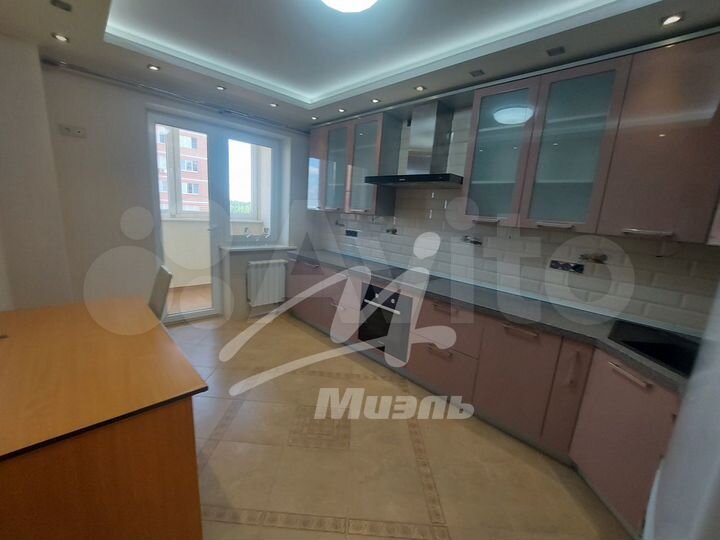 2-к. квартира, 80,1 м², 10/16 эт.