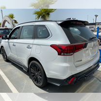 Mitsubishi Outlander 2.4 CVT, 2022, 500 км, с пробегом, цена 3 590 000 руб.