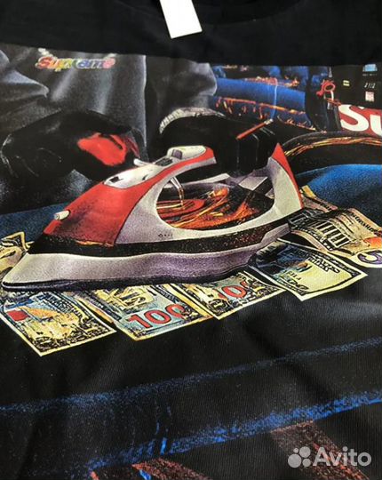 Футболка supreme