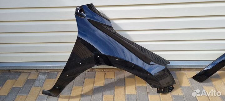 Продам правое переднее крыло RAV4 xа30