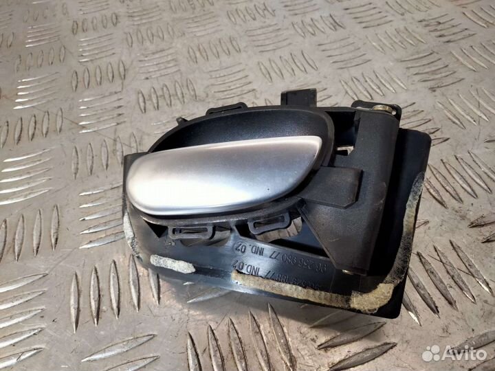 Ручка правая Пежо 206