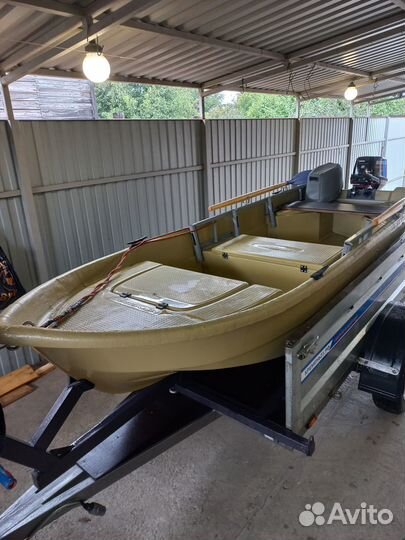 Лодка Ривербот 34, мотор Меркурий 9,9 лайт
