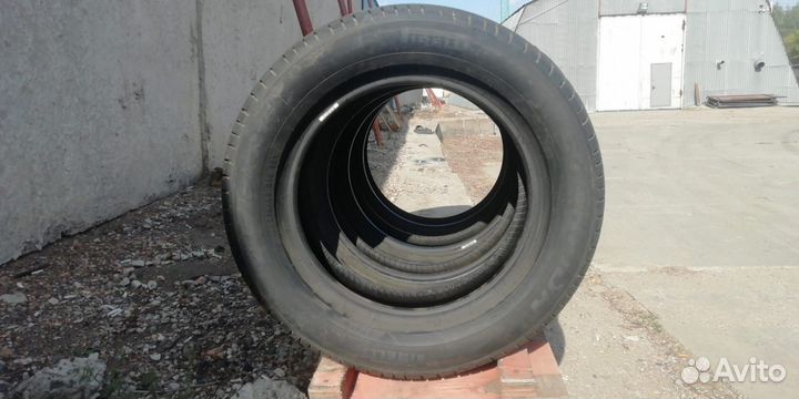 Pirelli Scorpion 215/60 R16