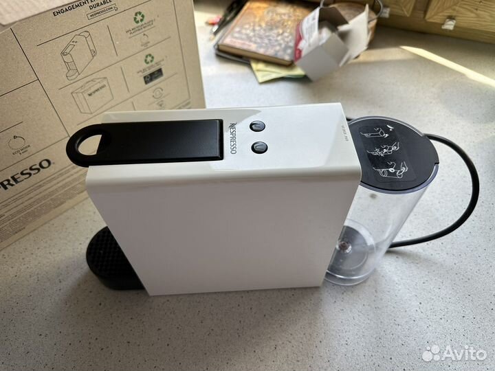 Капсульная кофемашина nespresso essenza mini