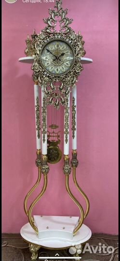 Комнатыне часы