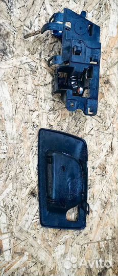 Ручка двери задняя правая Cadillac SRX 1