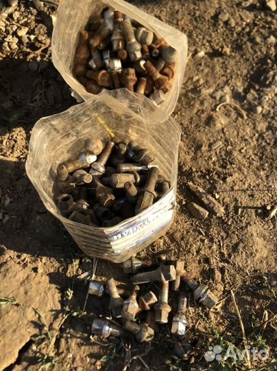 Болты колесные мерседес w210 w220 w202