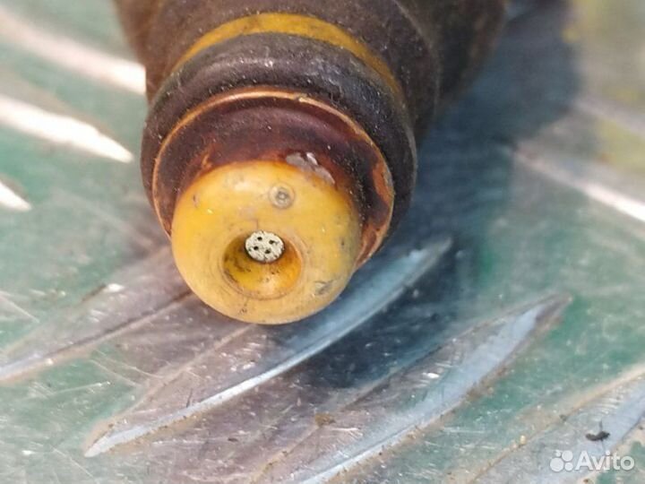 Форсунка топливная Volkswagen Sharan минивен