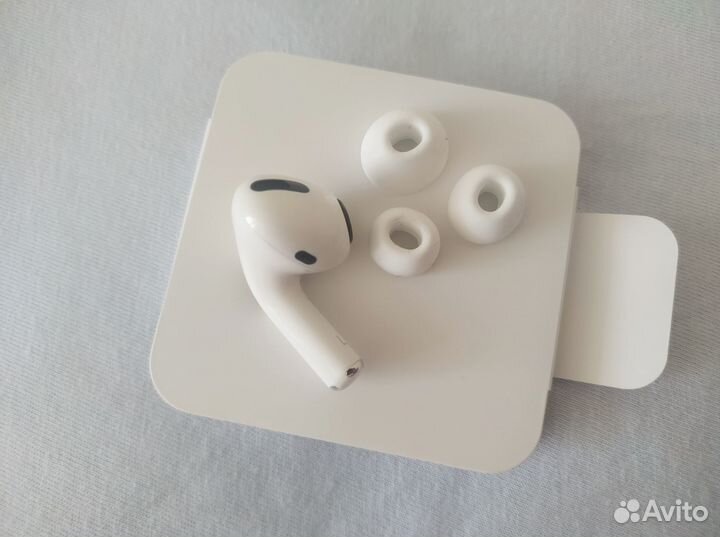 Airpods pro левый наушник новый