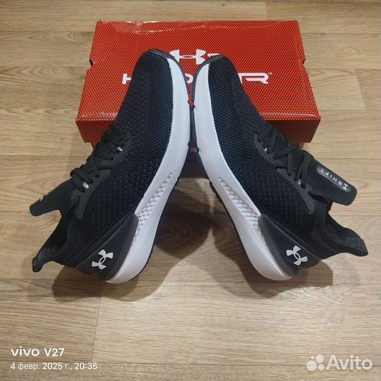 Кроссовки беговые новые Under Armour Люкс