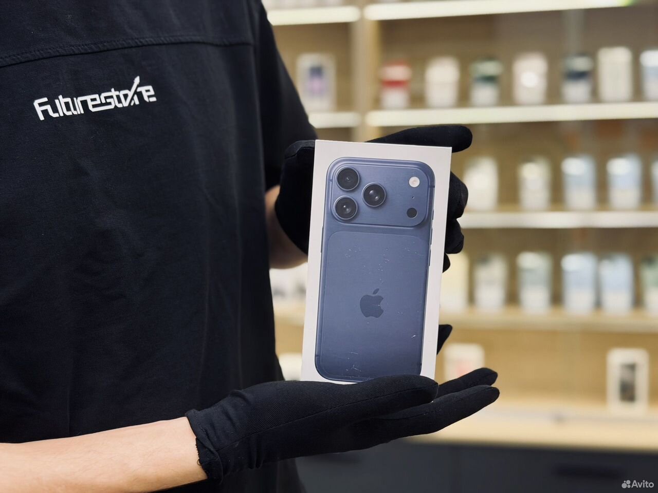 iPhone 17 Pro, 256 ГБ, SIM + eSIM