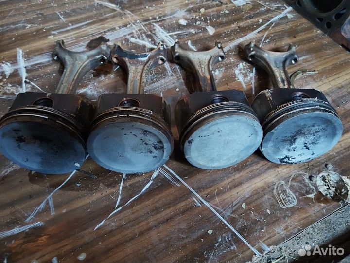 Продам поршня на Фольксваген пассат б5 1.8турбо