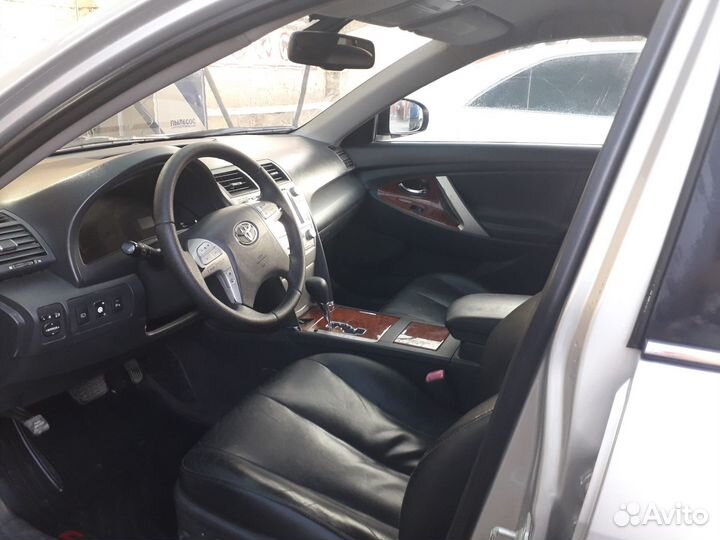 Toyota Camry 2.4 AT, 2010, битый, 350 000 км