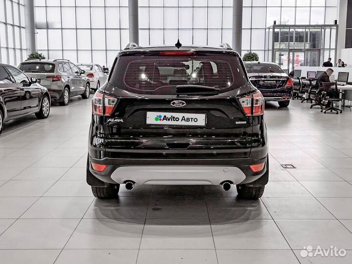 Ford Kuga 1.5 AT, 2018, 121 266 км