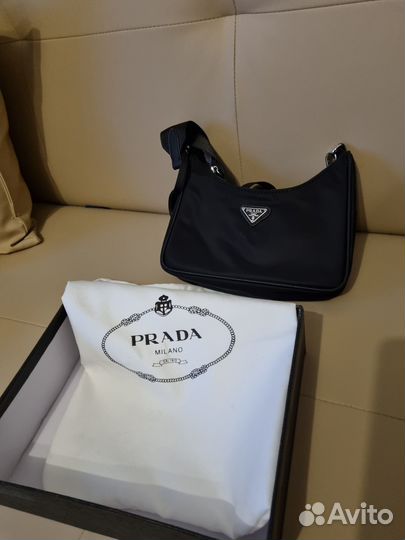 Сумка Prada Re Edition 2005