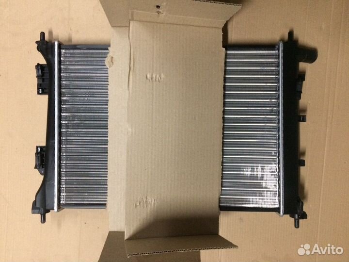 Радиатор охлаждения Hyundai Solaris Kia Rio 3 МКПП