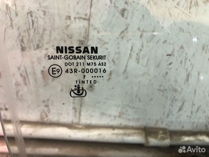 Стекло переднее правое Nissan Pathfinder P51