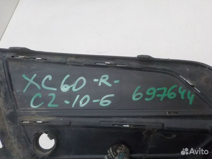 Накладка бампера переднего на Volvo XC60 31694539