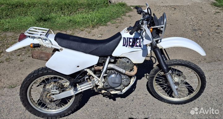 Suzuki Djebel 250