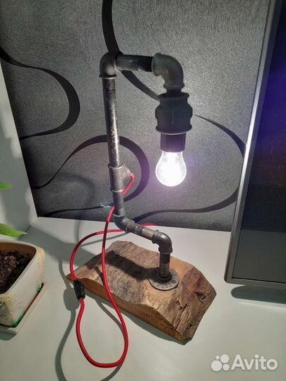 Настольная лампа в стиле лофт