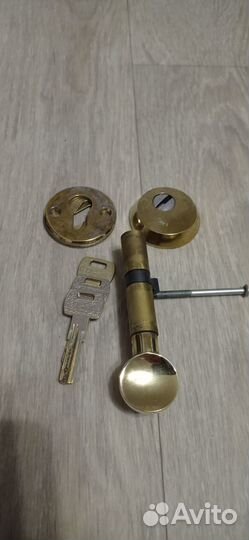 Цилиндровый механизм с вертушкой 72 (30+10+32)