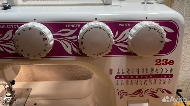 Швейная машина Janome 23e