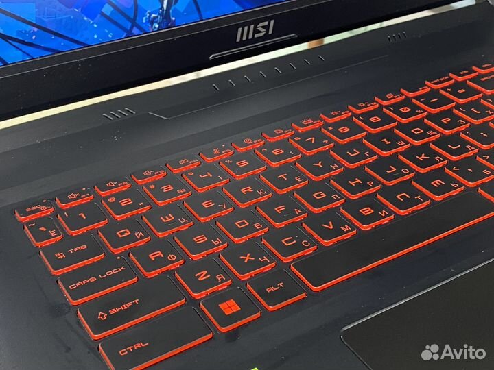 Отличный игровой ноутбук MSI Katana