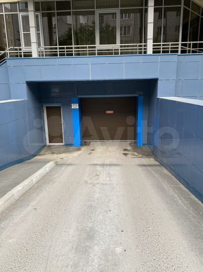 Машиноместо, 14 м²