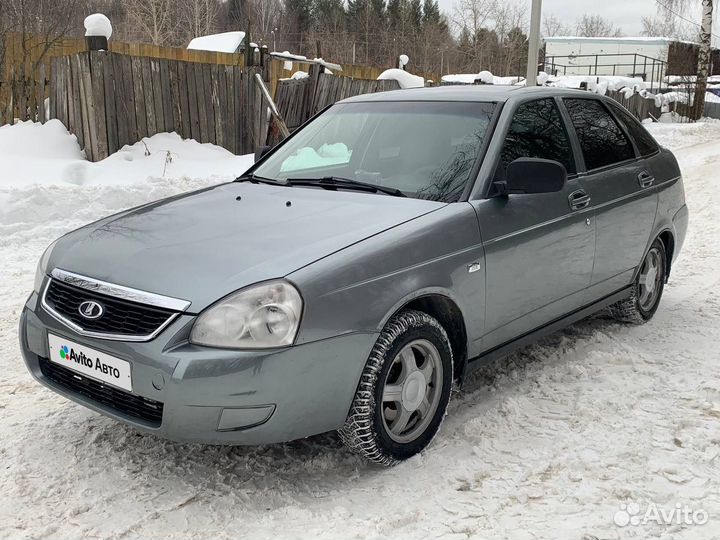 LADA Priora 1.6 МТ, 2010, 200 000 км