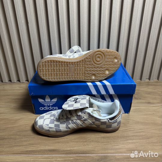 Кроссовки adidas wales bonner