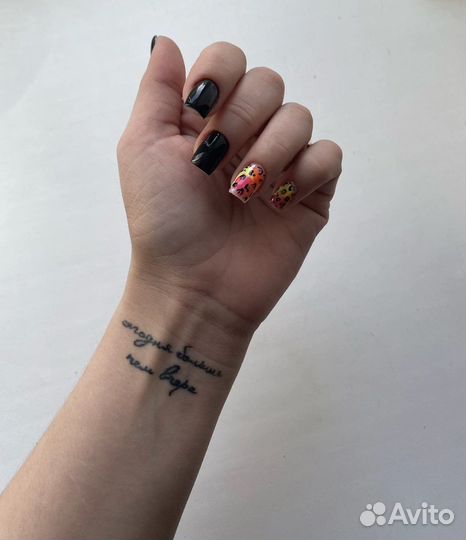 Маникюр с покрытием гель-лаком
