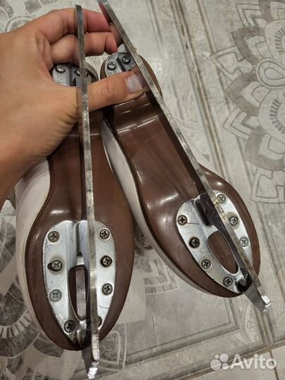 Фигурные коньки jackson