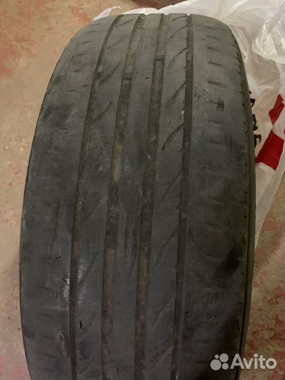 Bridgestone Dueler H/T 215/60 R17