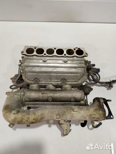 Коллектор впускной Hyundai Tucson 2005 2.7 л