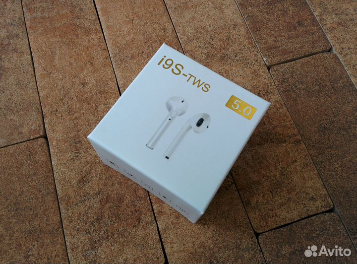 Беспроводные наушники в стиле Aipods